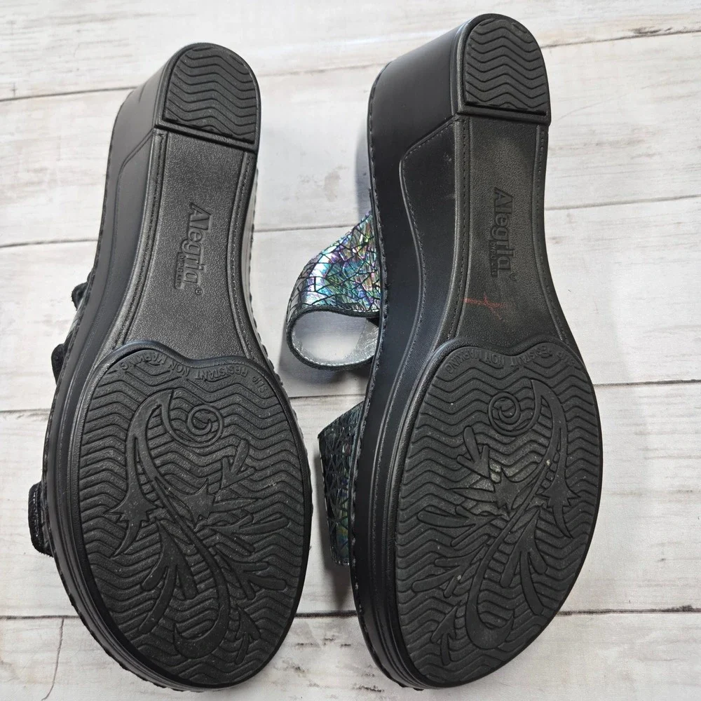 Alegria Loti Wedge Sandals Women 40 Multicolor Holographic Mosaic Leather Straps